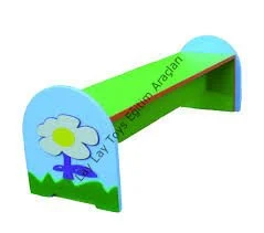 anaokulu için çiçek figürlü ahşap çocuk oturma bankı dekoratif sınıf mobilyası