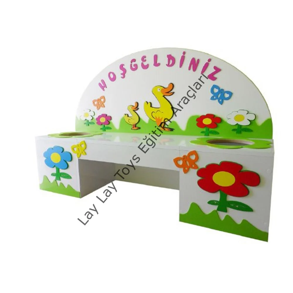 anaokulu ve kreş için patlıcan figürlü banklı ahşap galoşluk