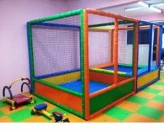 anaokulu ve kreş için 400x200 cm trambolin top havuzu oyun alanı